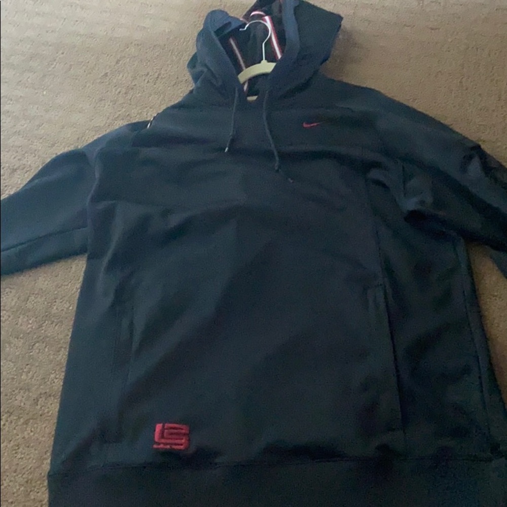 Black nike hoodie